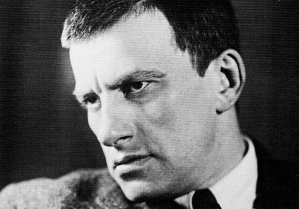 «Я все равно тебя когда-нибудь возьму - Одну или вдвоем с Парижем!»